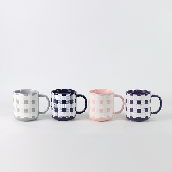 Mencari mug yang praktis namun cantik? Temukan bagaimana seri mug yang dilukis dengan tangan BYF dapat menambah kegembiraan dalam kehidupan sehari-hari Anda! Mencari mug yang praktis namun cantik? Temukan bagaimana seri mug yang dilukis dengan tangan BYF dapat menambah kegembiraan dalam kehidupan sehari-hari Anda!